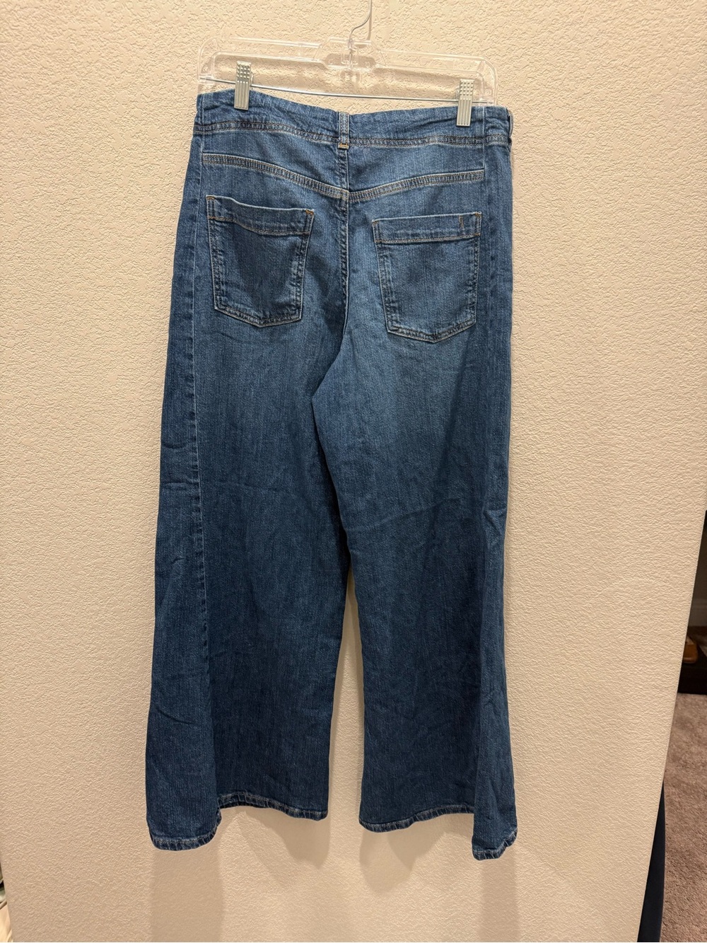 PILCRO ANTHROPOLOGIE High-Rise Wide Leg Women Jeans in Medium Blue - Picture 3 of 7